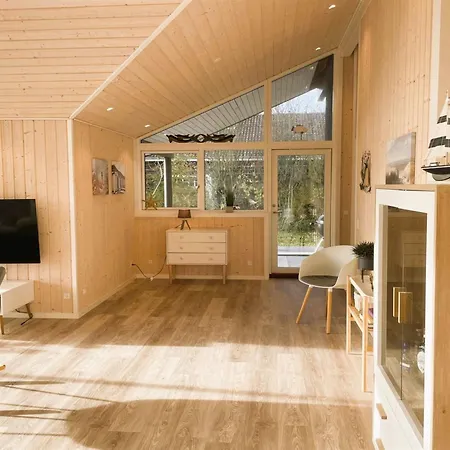 Corina - 850m To The Inlet By Interhome