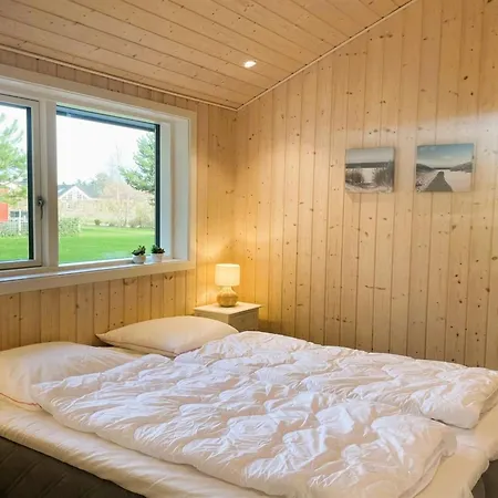 Holiday home Corina - 850m To The Inlet By Interhome *